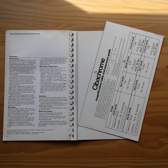 Lot of Vintage Photography Literature - Picture 14 of 15